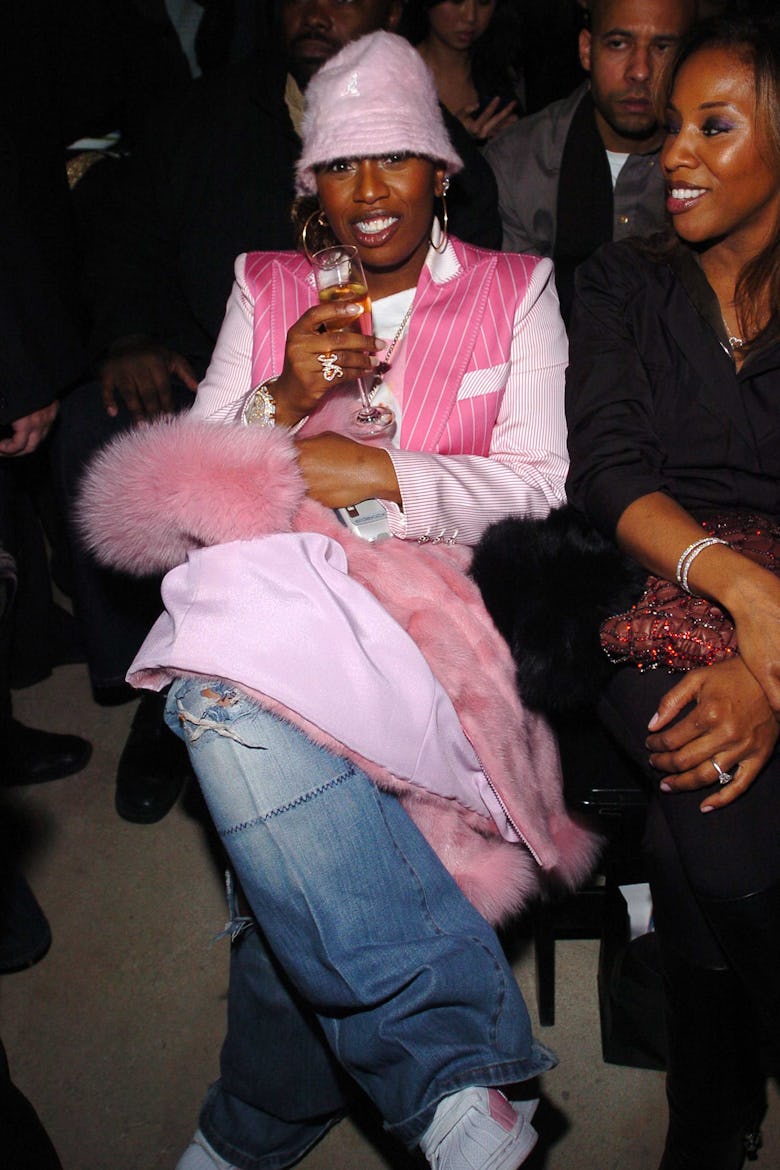 Missy Elliott Outfit Unpacking The Style Of A Timeless Fashion Icon - i9b5uel