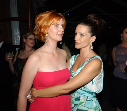 Cynthia Nixon, ex 'Sex and the City', raspou o cabelo. Relembre outras carecas famosas - Gente - iG