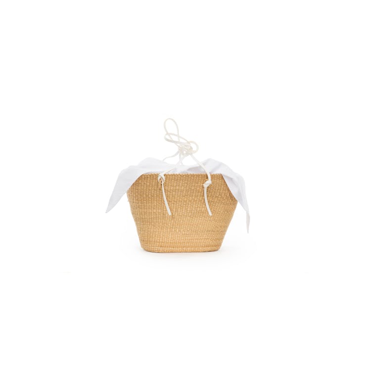 Muun hand-made Racco Plumeti straw bag in Natural with removable cotton pocket