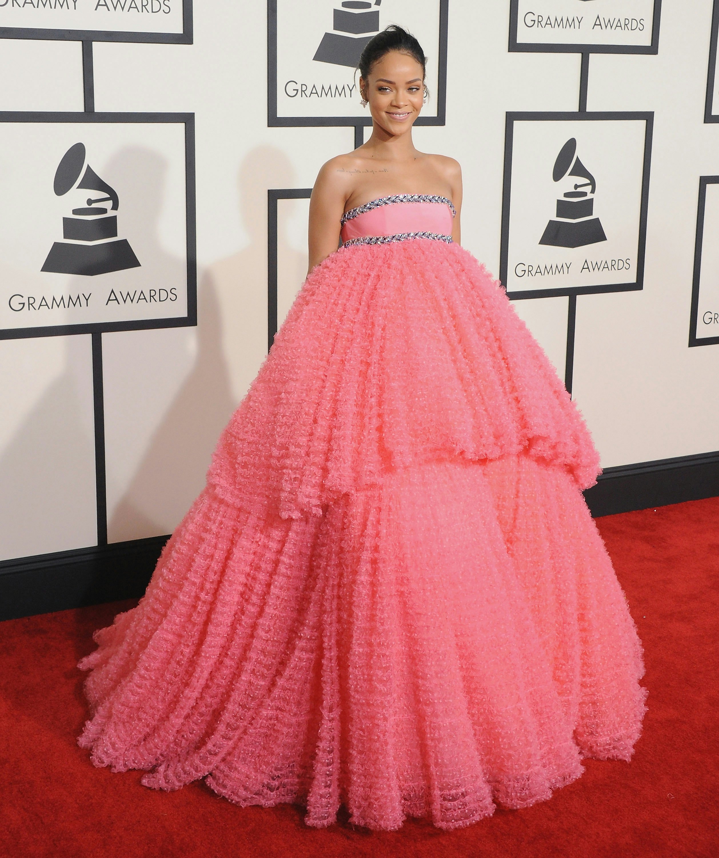Here's What Rihanna's Epic Giambattista Valli Dress Looks Like From the  Nosebleeds