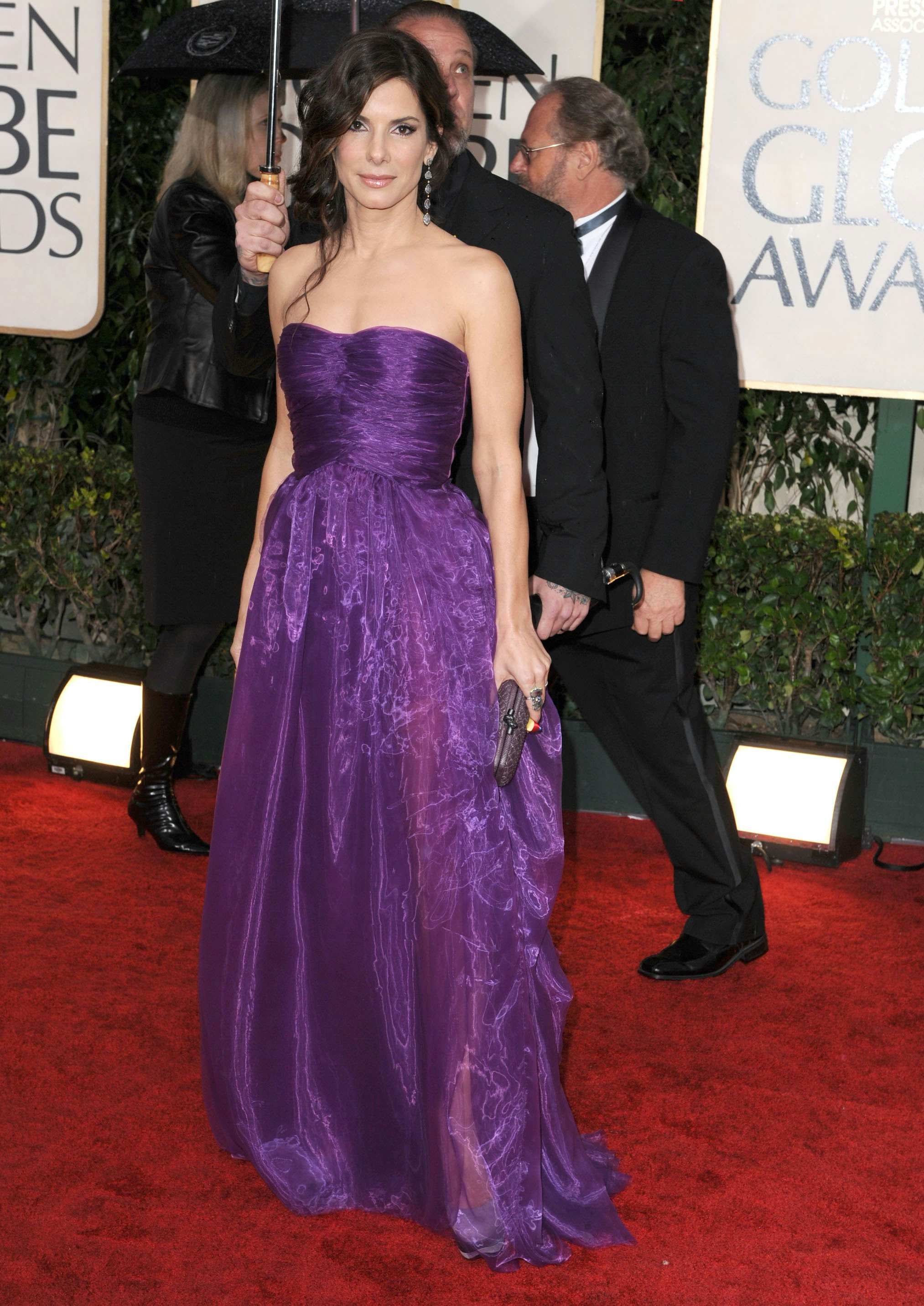 Sandra bullock discount red carpet dresses