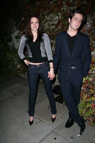 Kristen Steward holding hands with her ex-boyfriend Michael Angarano.