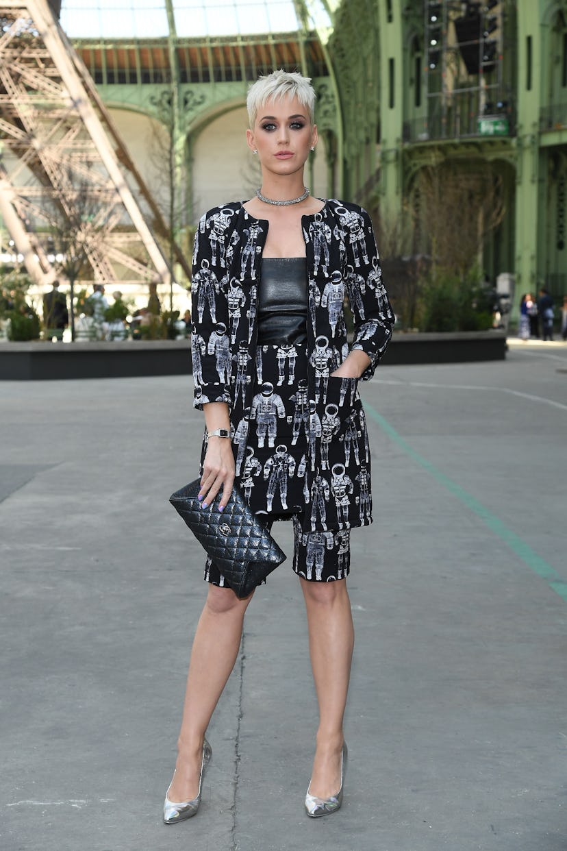 Chanel : Photo Call - Paris Fashion Week - Haute Couture Fall/Winter 2017-2018