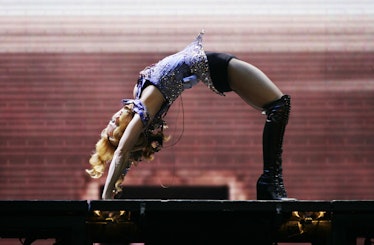 Madonna backbends. 