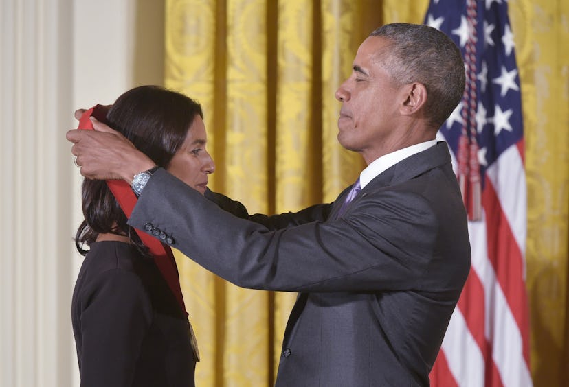 US-POLITICS-ARTS-HUMANITIES-MEDAL-OBAMA