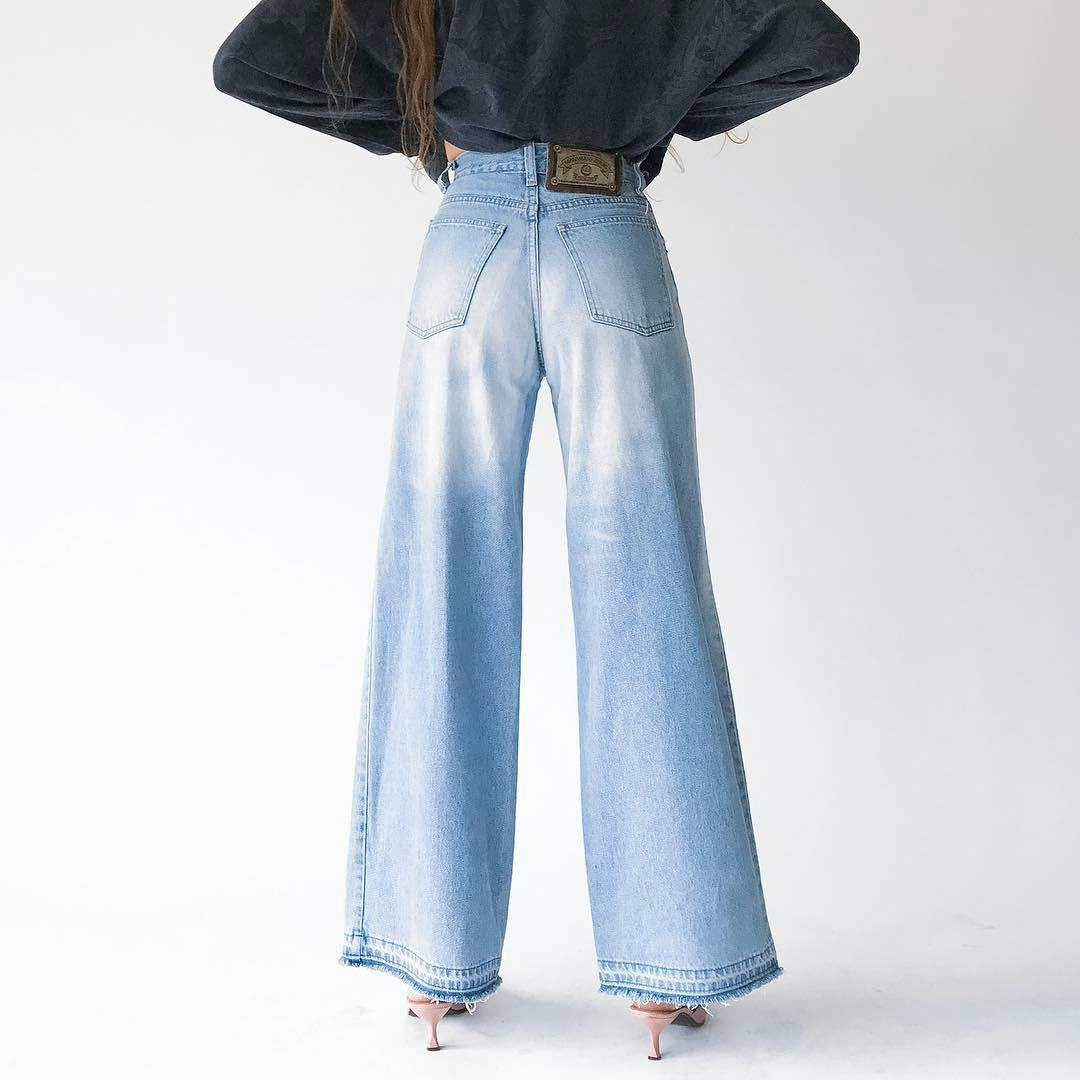 How To Buy Vintage on Instagram Like a Pro