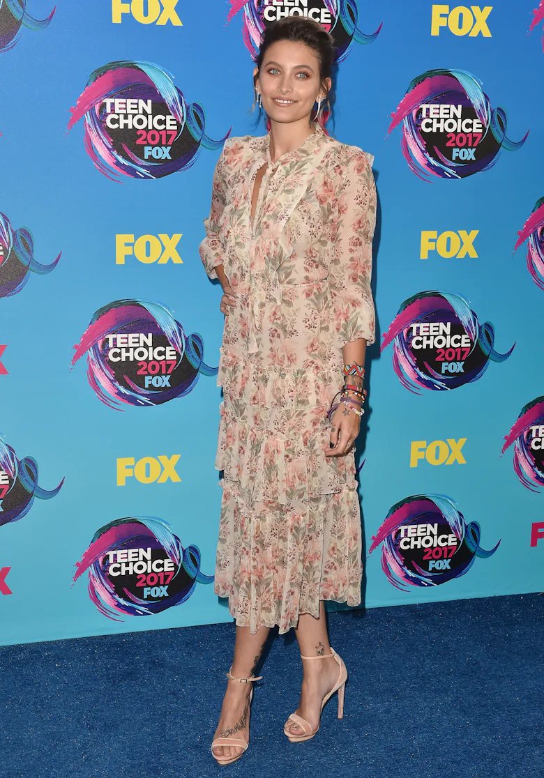 Lucy Hale Proves That Life After Pretty Little Liars Is Still Very Pretty Lucy Hale Proves That Life After Pretty Little Liars Is Still Very Pretty