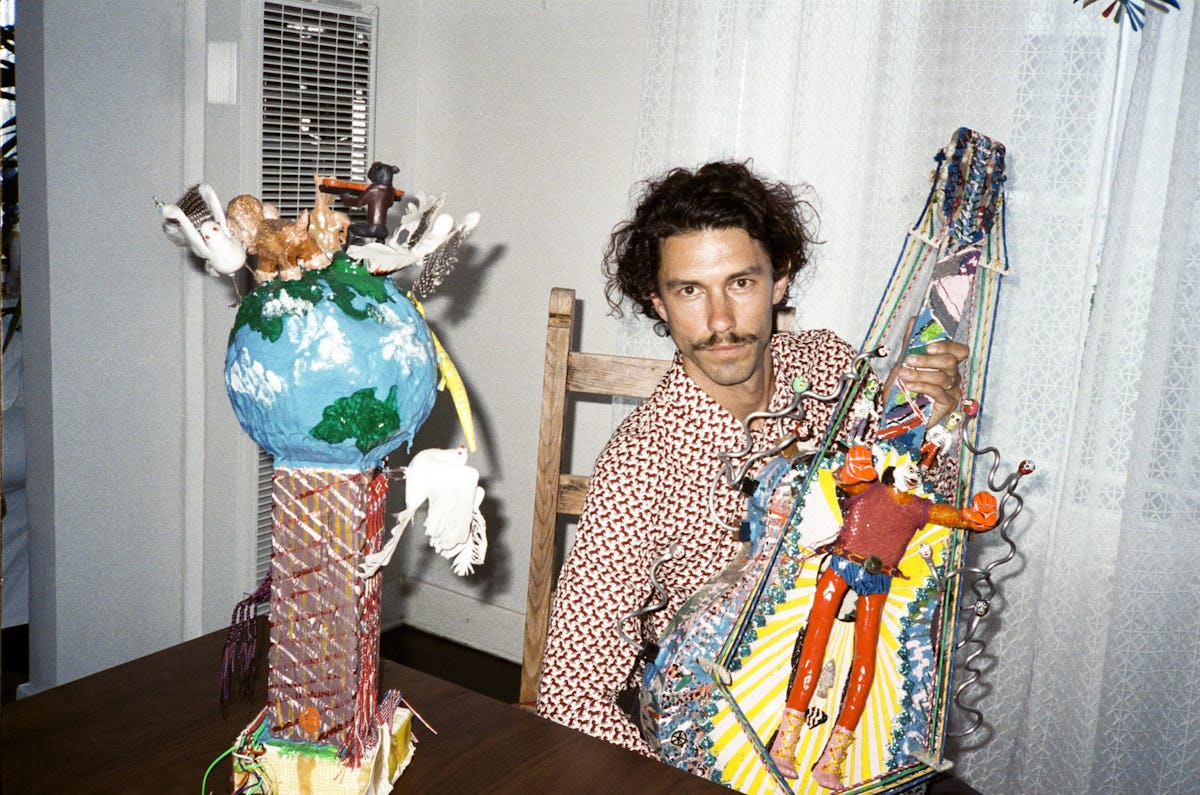 Meet Tom Franco The Artist Middle Brother That Dave And James Franco Have Been Keeping From You