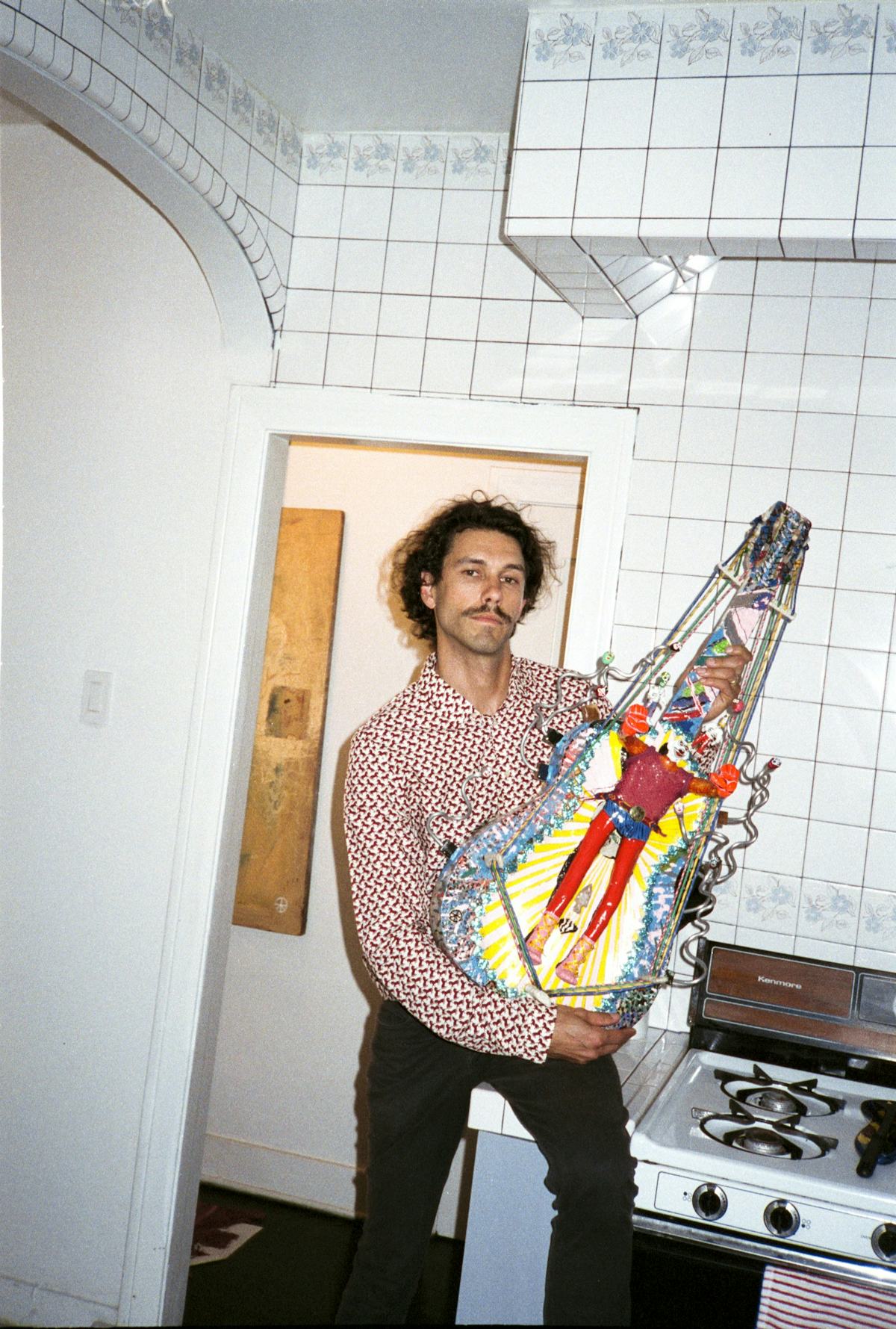 Meet Tom Franco The Artist Middle Brother That Dave And James Franco Have Been Keeping From You