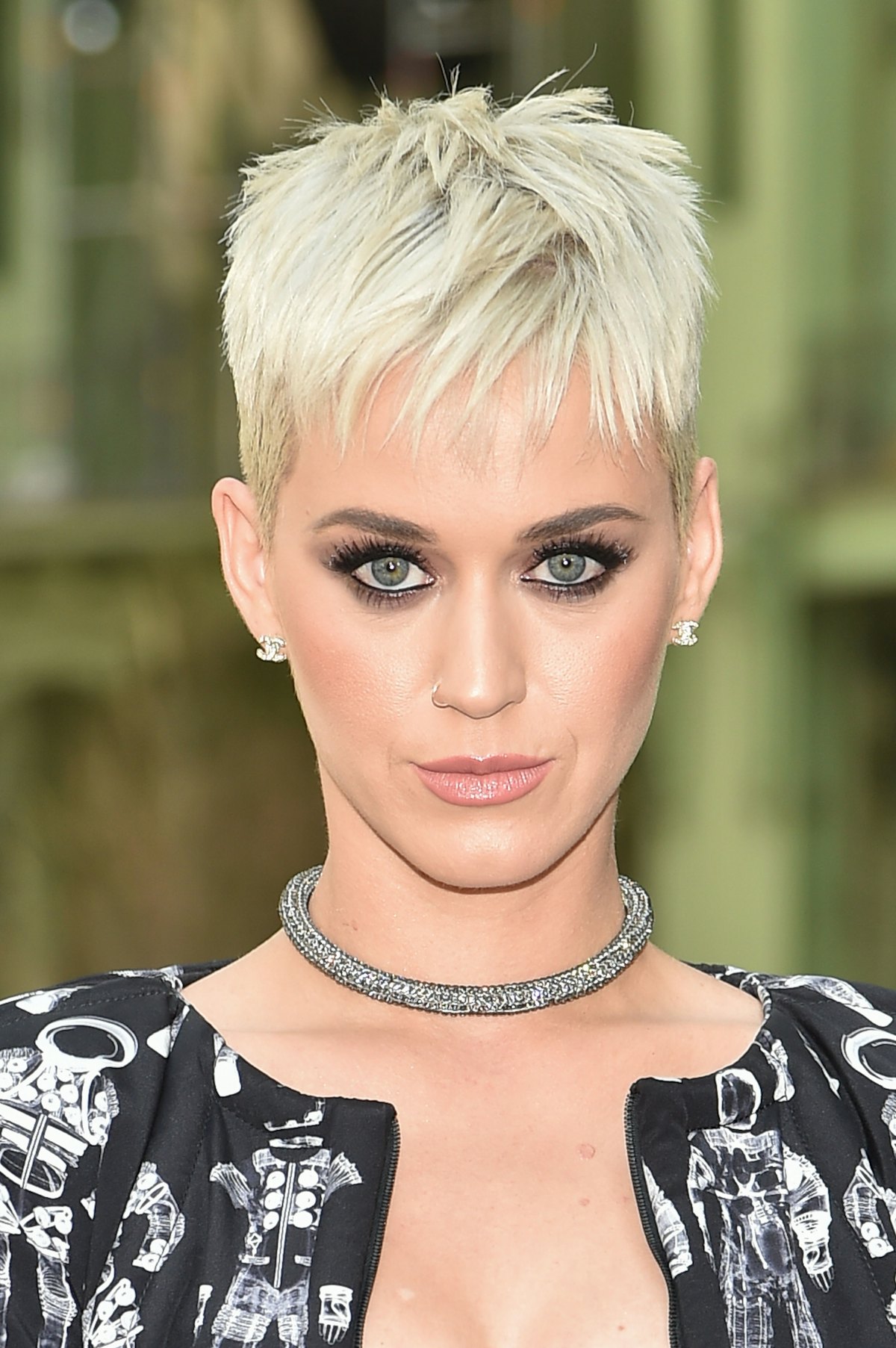 28 Of The Most Iconic Pixie Cuts From Rihanna To Twiggy