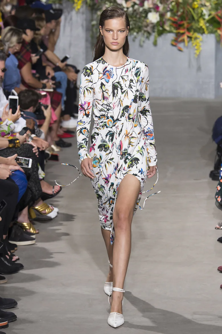 The Best Runway Looks From New York Fashion Week's Spring 2018 Collections The Best Runway Looks From New York Fashion Week's Spring 2018 Collections
