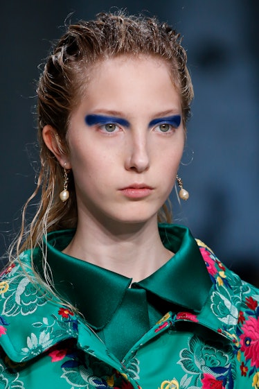 7 Over-the-Top Colorful, Glittery Makeup Looks from Milan Fashion Week ...