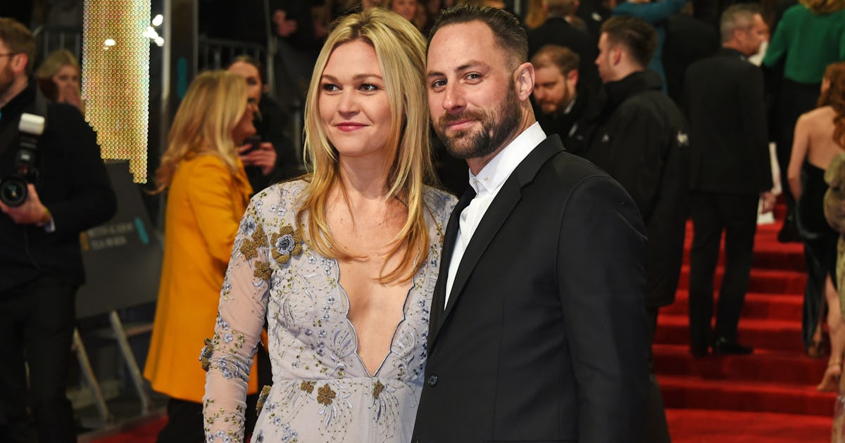 Julia Stiles and Preston J. Cook Marry in Surprise Wedding