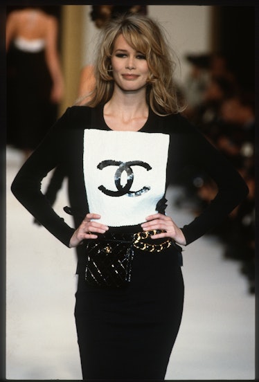 Chanel in the ’90s: The Best Supermodel Runway Moments, Including Kate ...