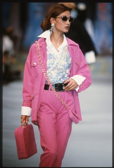 Chanel in the ’90s: The Best Supermodel Runway Moments, Including Kate ...