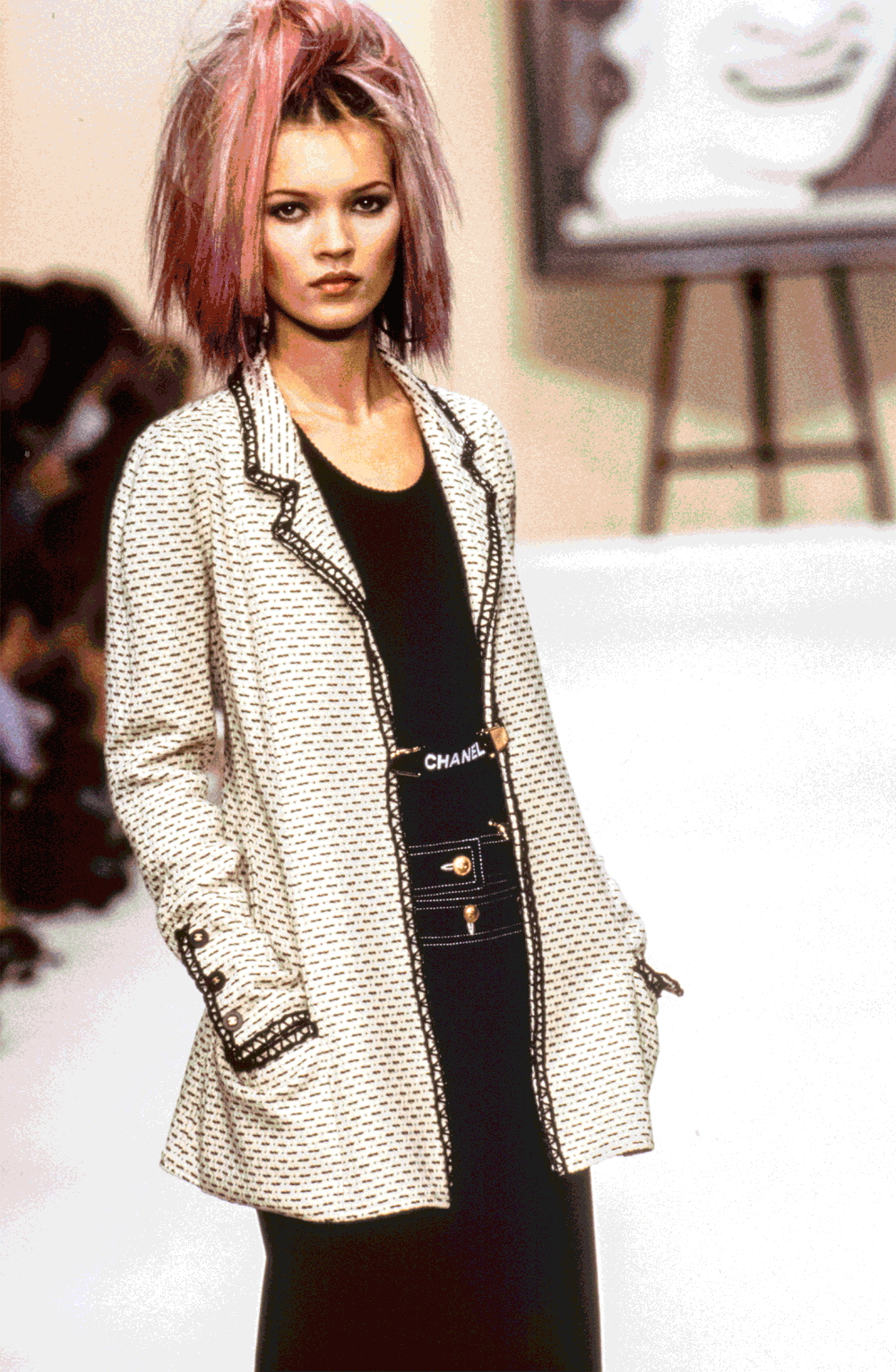 Chanel in the '90s: The Best Supermodel Runway Moments, Including
