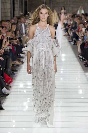 Sophie Turner Wedding Dress: Photo of Her Louis Vuitton Bridal Gown – WWD