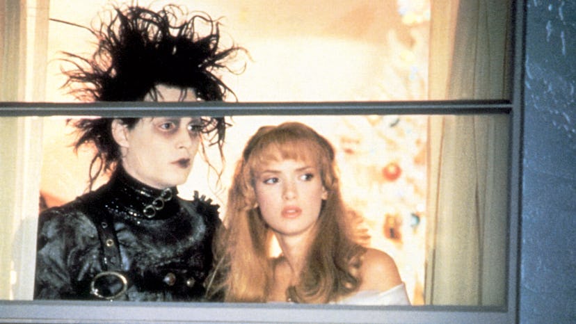 EDWARD SCISSORHANDS, Johnny Depp, Winona Ryder, 1990, TM & Copyright (c) 20th Century Fox Film Corp.