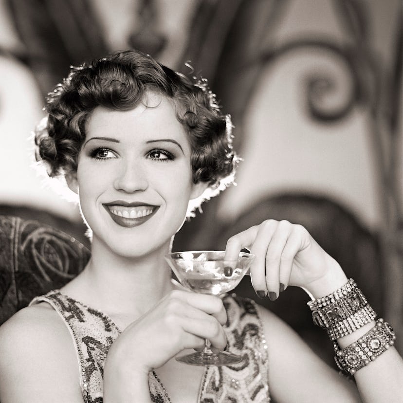 010 Molly Ringwald 1920s Style.jpg
