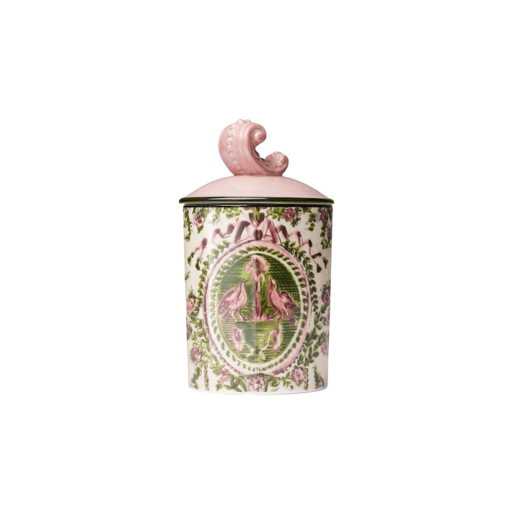 Gucci scented candle presented in Richard Ginori porcelain
