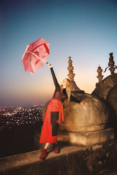 She's a Rainbow - India - December 2017