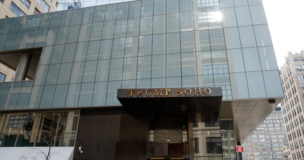 The Trump Organization Is Giving Up On One Of Its Manhattan Hotels the-trump-organization-is-giving-up-on-one-of-its-manhattan-hotels