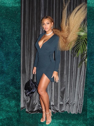 Beyoncé's Mother Just Weighed In On The Drama Surrounding Her Daughter's  Hair