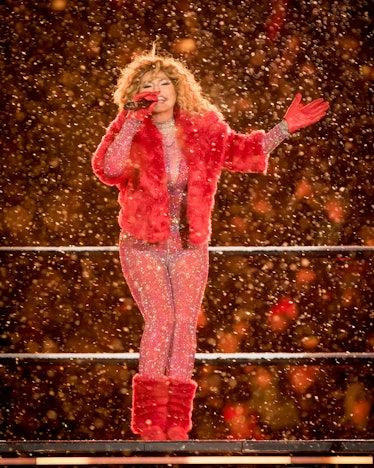 Shania Twain's Grey Cup halftime show in a blizzard