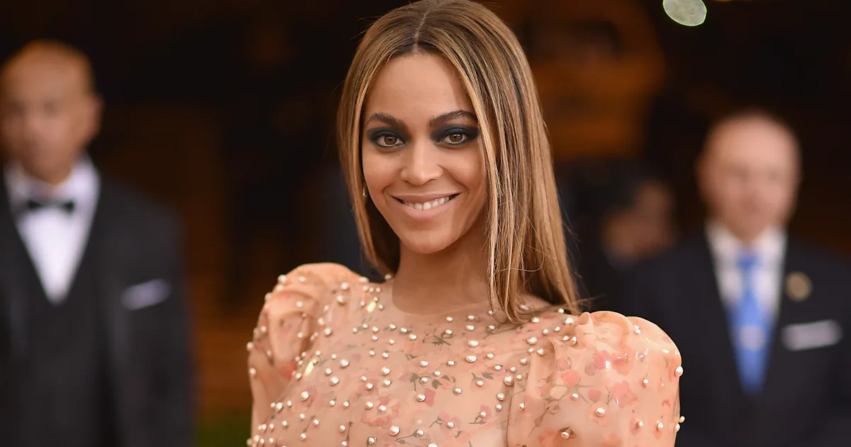 Beyoncé Went to Target With Blue Ivy, and the Internet Is Having a ...