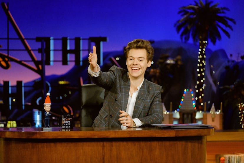 harry styles THE LATE LATE SHOW WITH JAMES CORDEN