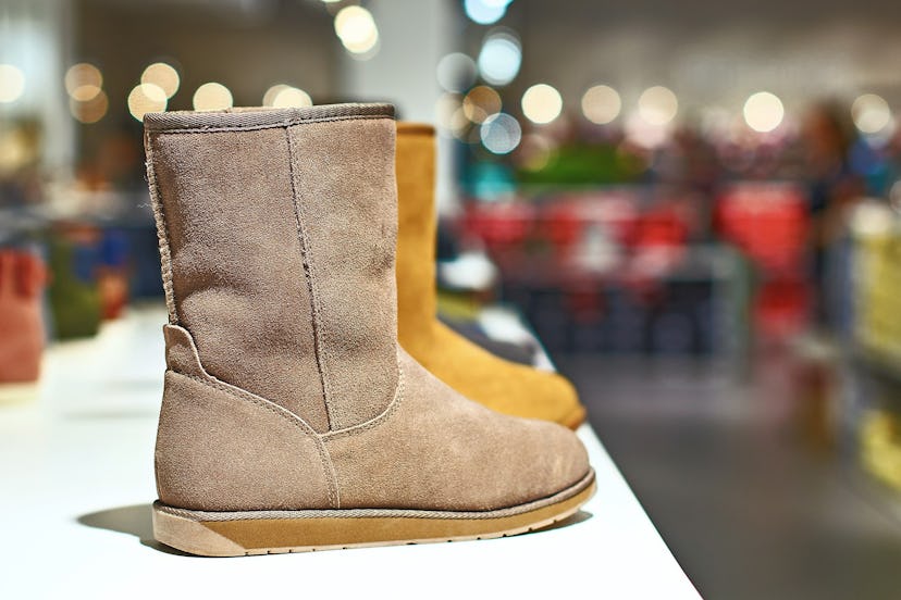 These Shoes Can Get You Booted from a Qantas Lounge