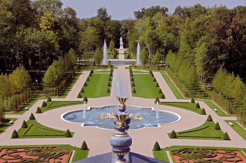 Château_Louis_XIV_—_Jardins..jpg