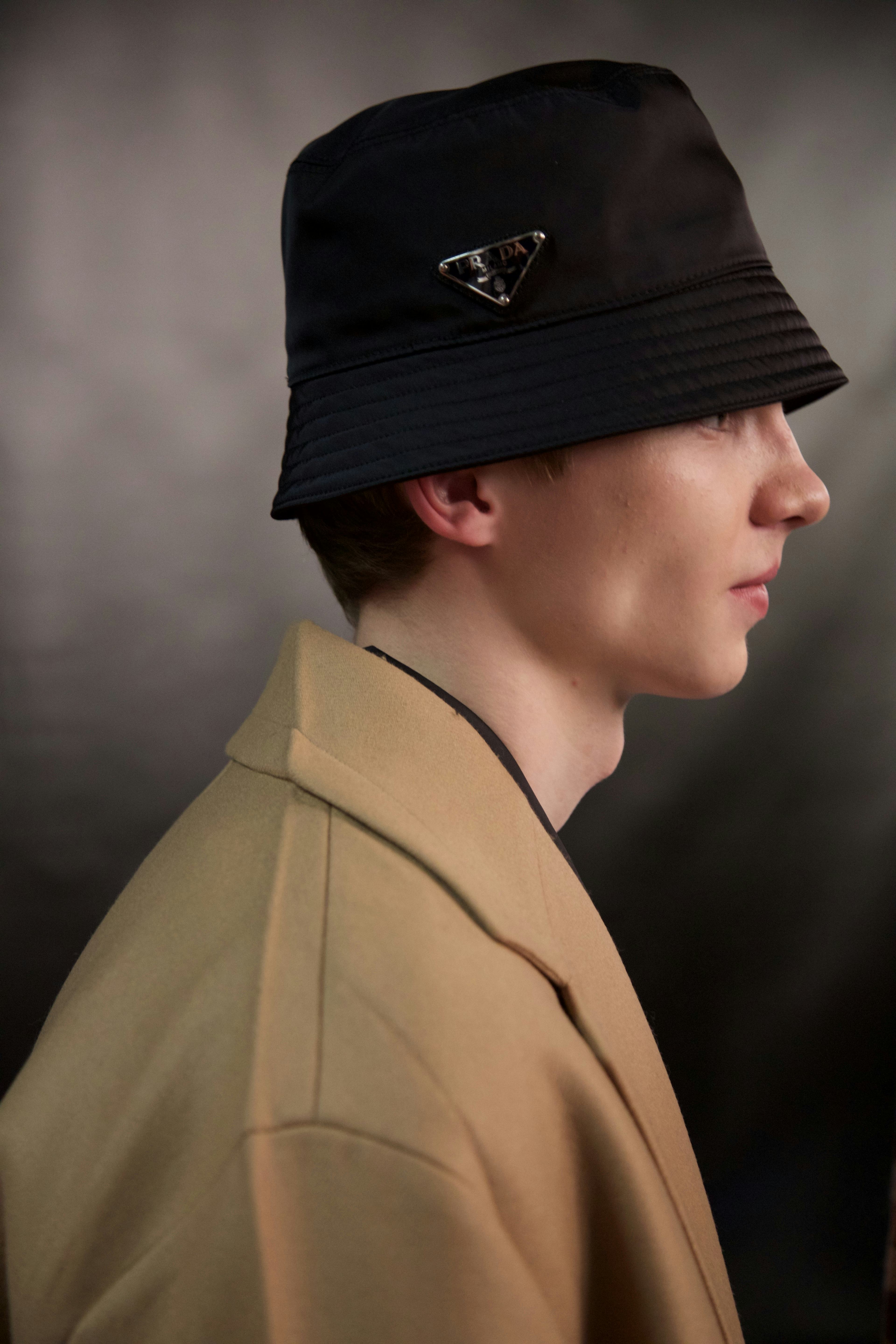 prada mens bucket hat