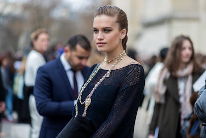 Street Style : Day Eight - Paris Fashion Week Womenswear Fall/Winter 2017/2018