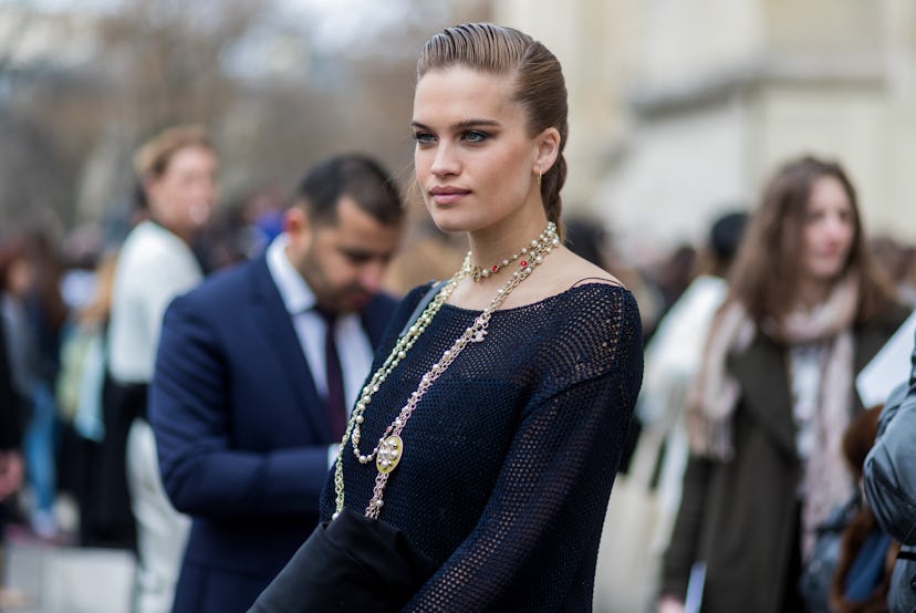 Street Style : Day Eight - Paris Fashion Week Womenswear Fall/Winter 2017/2018