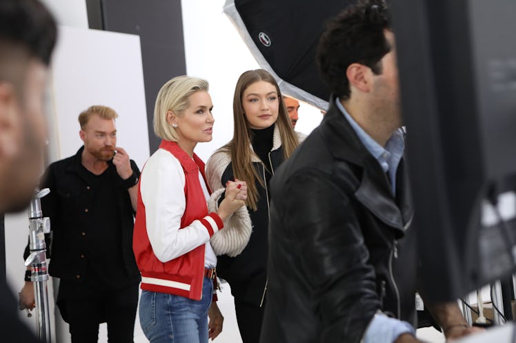 yolanda-hadid-gigi-making-a-model.jpg