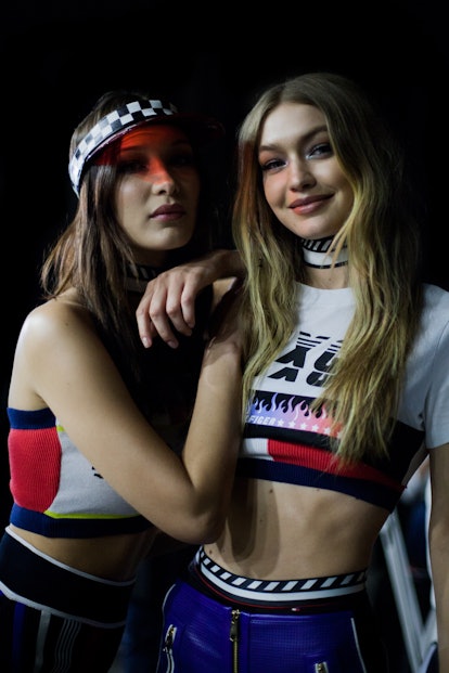 Gigi Hadid Made Her Final Tommy Hilfiger Show A Family Affair, With Bella  And Anwar Also Hitting The Runway