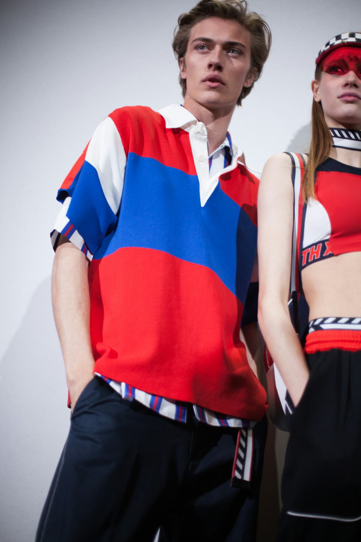 Gigi Hadid Made Her Final Tommy Hilfiger Show A Family Affair With Bella And Anwar Also Hitting The Runway Tommy Hilfiger Gigi Hadid Fashion Show February 25 2022