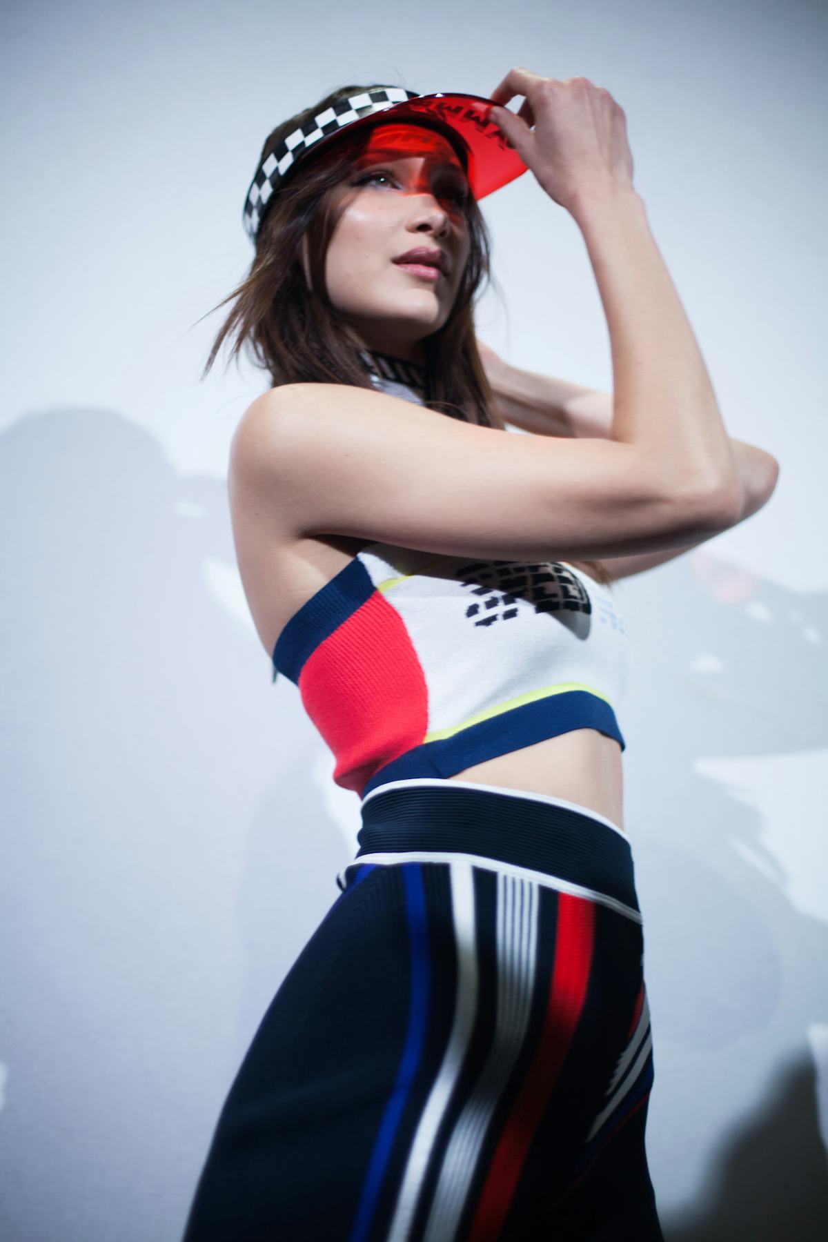 Gigi Hadid Made Her Final Tommy Hilfiger Show A Family Affair With Bella And Anwar Also Hitting The Runway Tommy Hilfiger Gigi Hadid Fashion Show February 25 2022