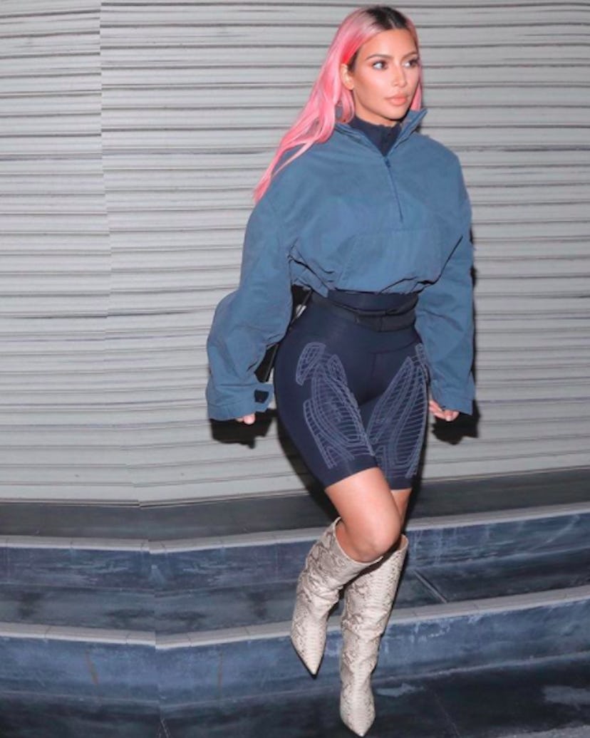 Kim kardashian wearing yeezy 7 discount