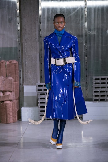 Fall 2018 Fashion: See the Best Runway Looks from Calvin Klein, Chanel ...