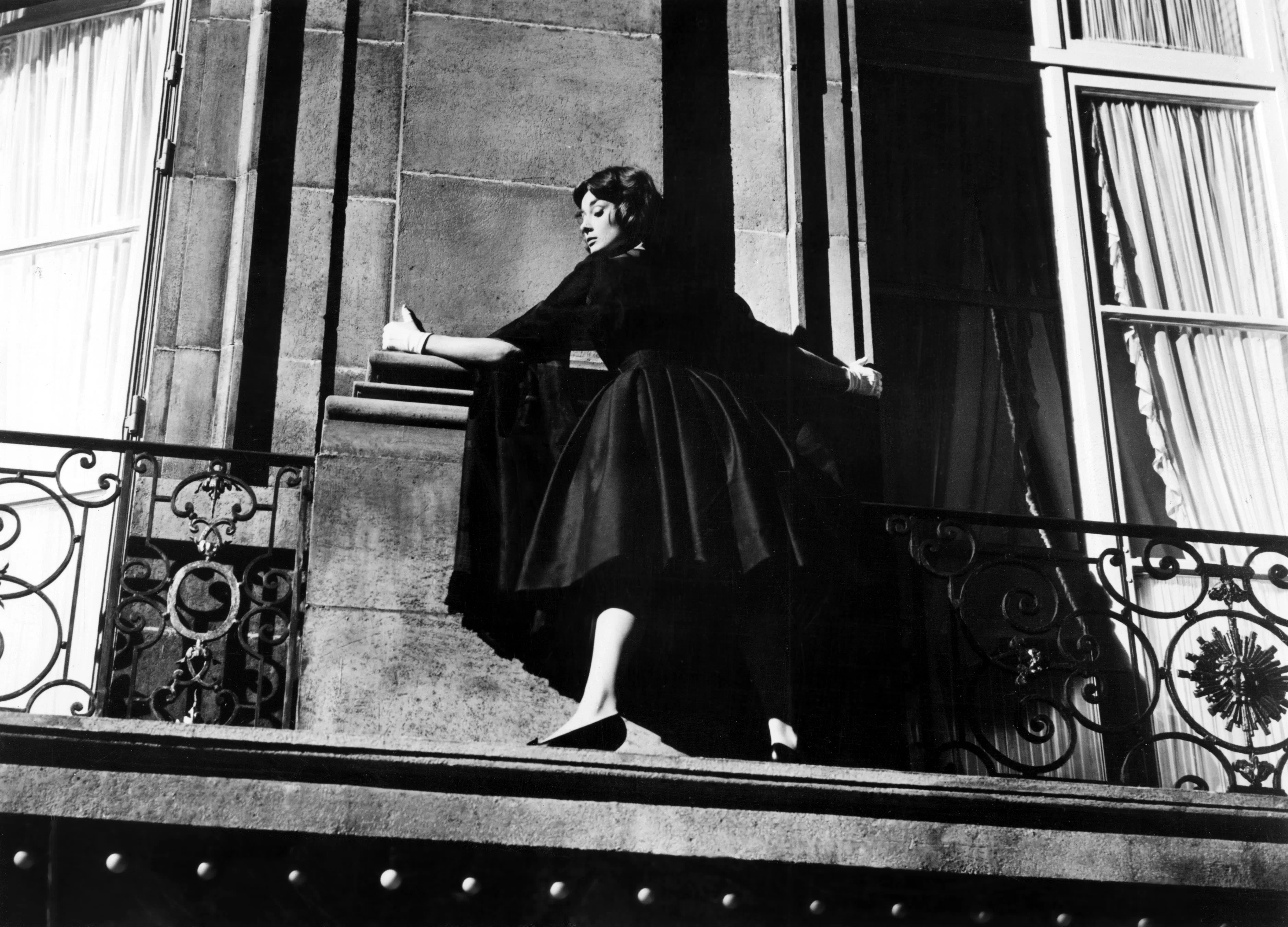 audrey hepburn famous black dress Audrey Hepburn Black Dress Satin A Line Black Prom Dress In Sabrina 19   Hoprom