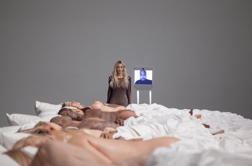 kim-kardashian-kanye-famous.jpg