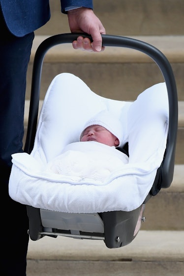 kate-middleton-prince-william-leaving-hospital-royal-baby-02.jpg
