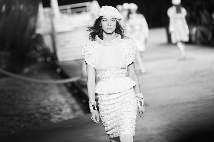 LOWE_CHANEL CRUISE 2018_19_PARIS__373.jpg