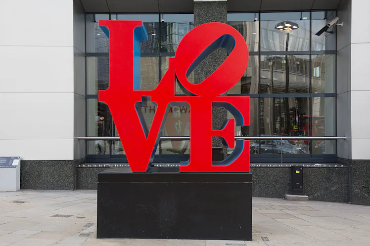 Beyond LOVE: Revisit the Iconic Works of the Artist Robert Indiana, Who ...