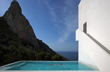 ©_Architecture- FRAN SILVESTRE ARQUITECTOS, House on the cliff Photography- DIEGO OPAZO16.jpg