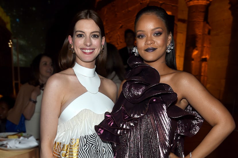 anne hathaway rihanna