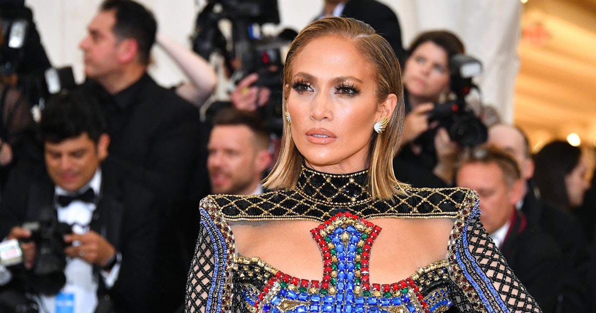 Jennifer Lopez Used to Think She Was ‘Fat’ and Was Told to ‘Lose a Few ...