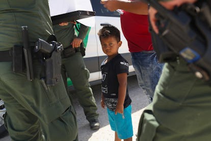 Border Patrol Agents Detain Migrants Near US-Mexico Border